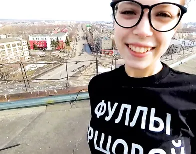 Пацык привел на крышу и выебал свою симпотную подругу