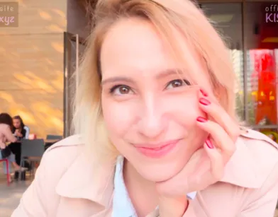 Свидание с новой девушкой из Тиндера закончилось минетом в туалете