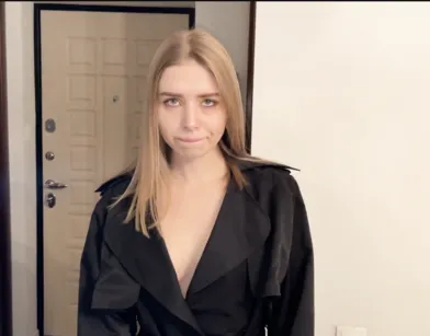 Сексуальная русская девушка после ссоры с парнем пришла трахаться с другом