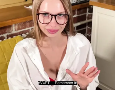 Русская училка прошла сексуальную практику во время секса с студентом