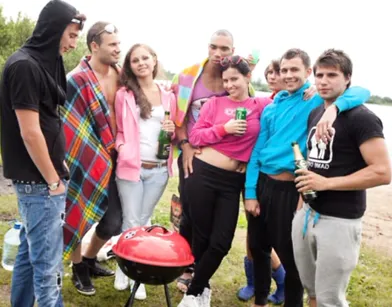 Русская оргия студентов на природе