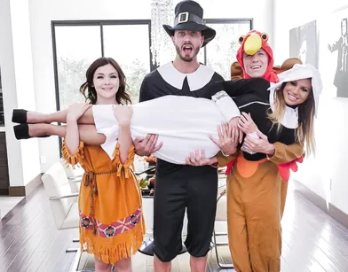 Семейный секс за праздничным столом