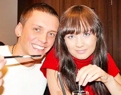 Русскую девушку развели на секс в туалете