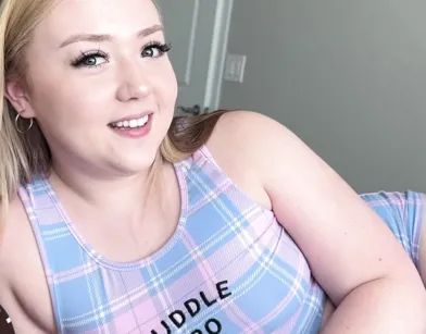 Пришла в мою комнату, не только задать вопрос